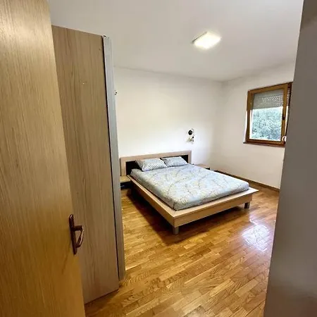 Luxury In The Center 66 M² Size. Апартаменты