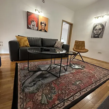 Luxury In The Center 66 M² Size. * Скопье